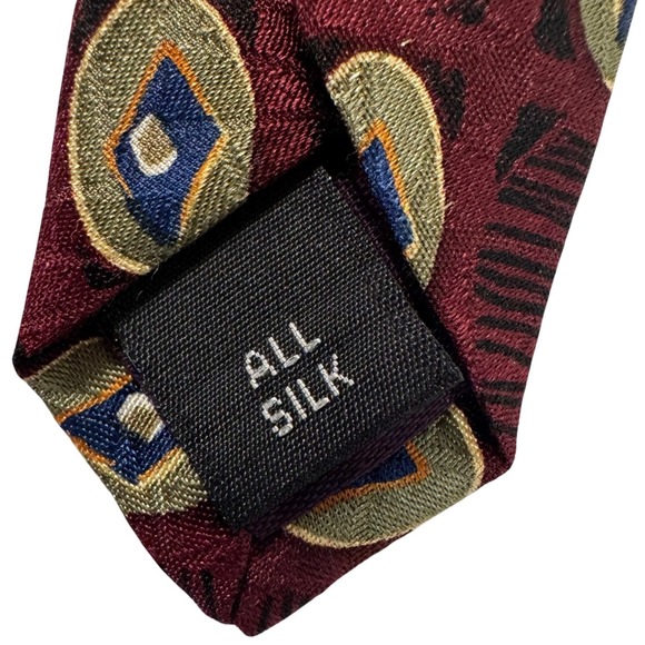 Vintage Tom James Silk Tie Burgundy Olive Blue Geometric Medallion 59 x 3.5 USA - Picture 3 of 3